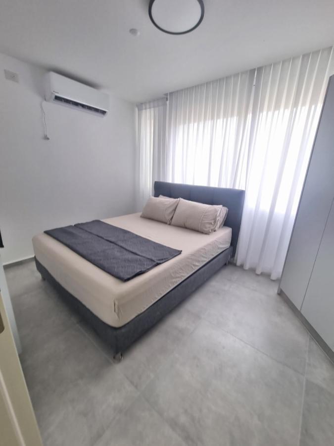 חוויה בכיכר Apartment Netanya Exterior photo